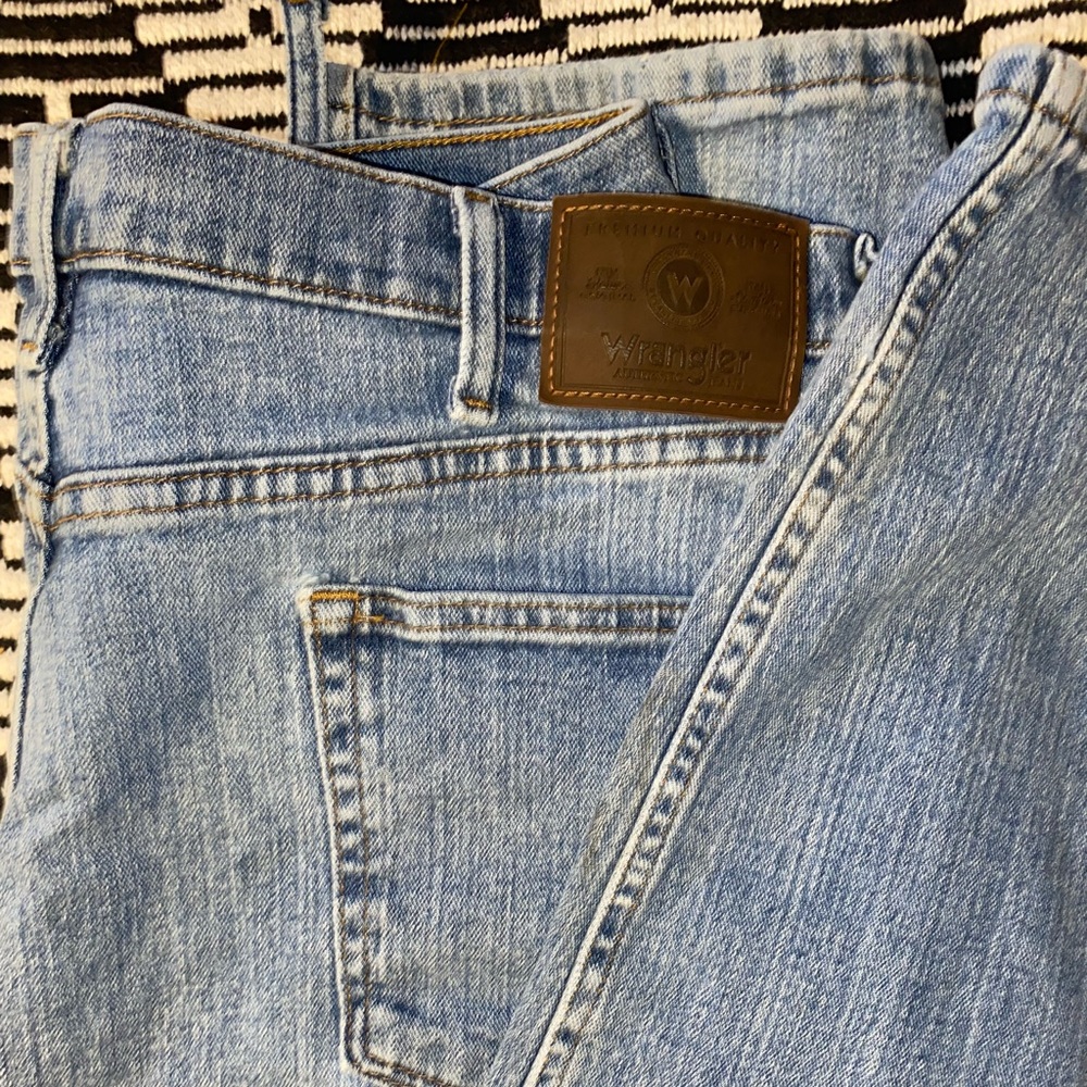 Wrangler distressed light wash jeans